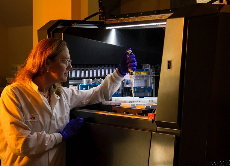Life Sciences & Healthcare
